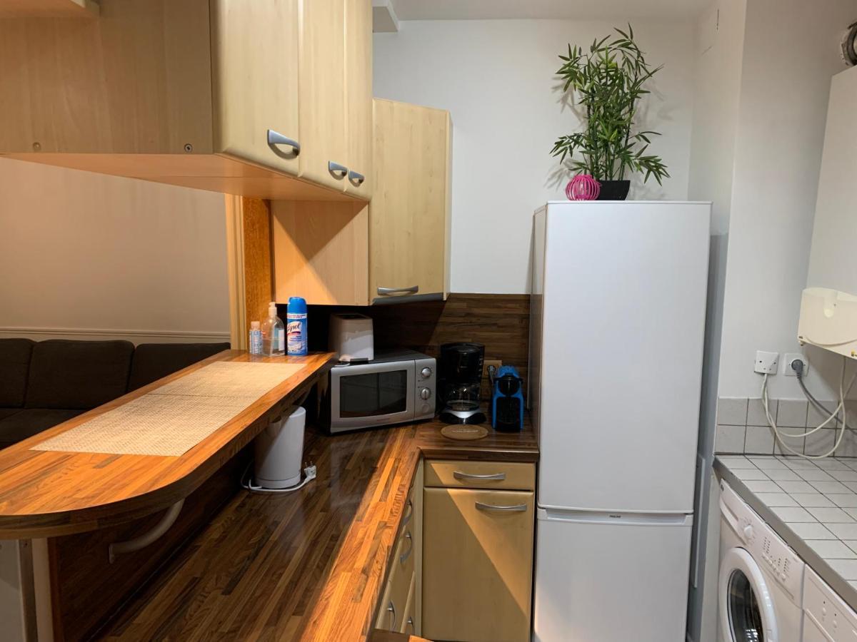 Disney, Sunny Comfortable 2 Bedrooms Family Apartment, 8 Pers, Wifi, Netflix เชสซี ภายนอก รูปภาพ