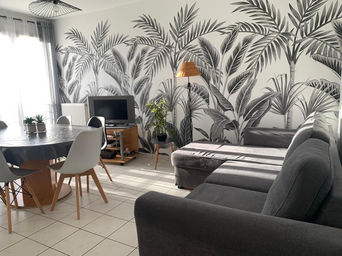 Disney, Sunny Comfortable 2 Bedrooms Family Apartment, 8 Pers, Wifi, Netflix เชสซี ภายนอก รูปภาพ